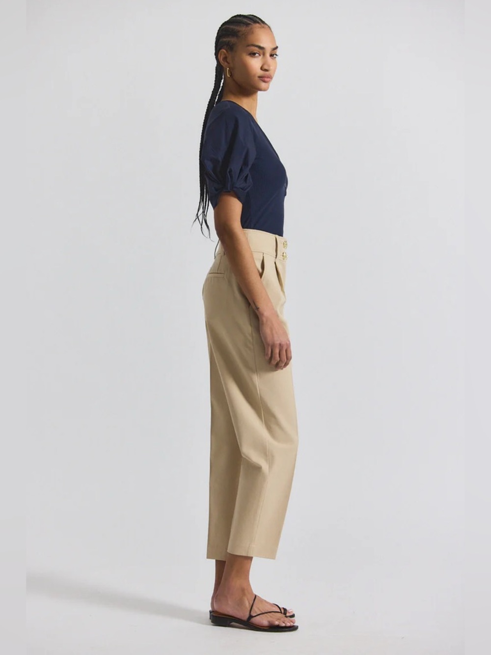 Derek Lam Leonie High-Waist Tailored Beige Tapered Pants. Sz: 8 - Picture 2 of 3
